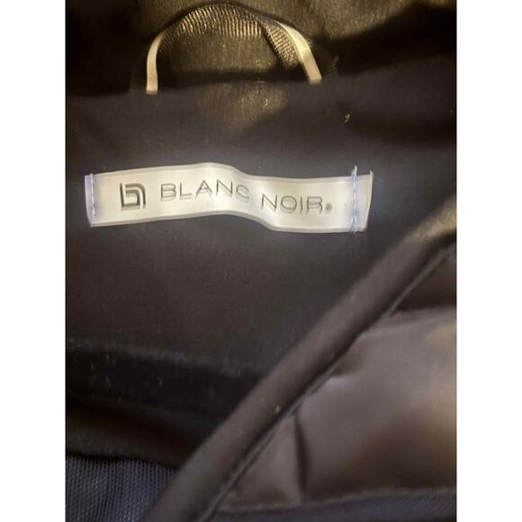 Blanc Noir Black Hooded Puffer Vest Quilted Chevron Zip Vest Size XL Great Cond! - Picture 4 of 4